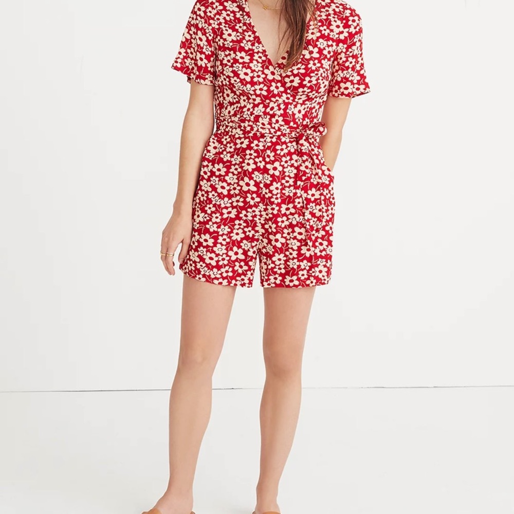 NWOT Madewell Wrap-Front Romper in Mini Daisy